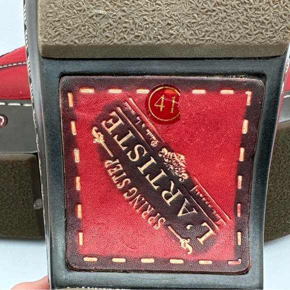 L' Artiste by Spring Step Burbank Slip On Red Sz 41 Cut Laser soft comfy retro - Picture 12 of 12